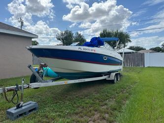 Bayliner 245ss 5.0 White Blue 24" "Trade For Truck Or SUV Preferred"