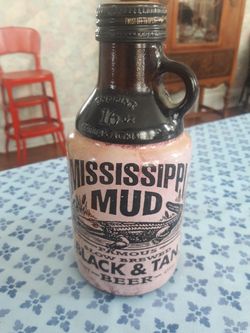 Mississippi Mud bottle