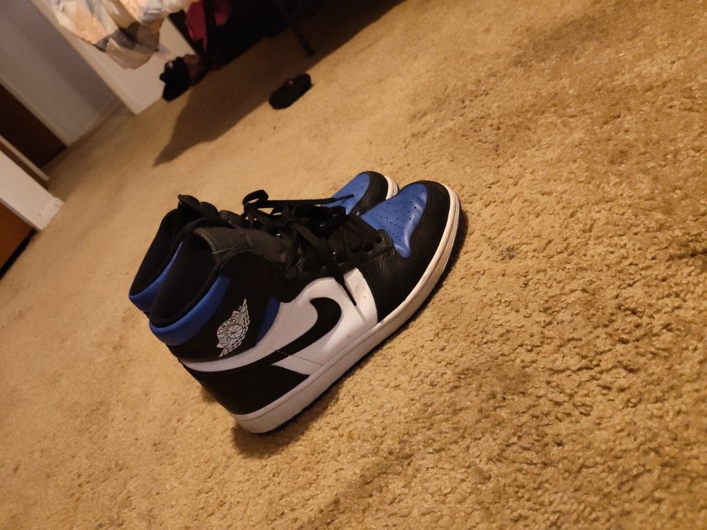 Retro Royal Toe Jordan 1s Sz 10.5