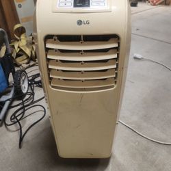 LG PORTABLE AC UNIT