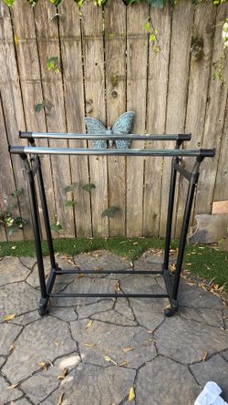 Clothes rack