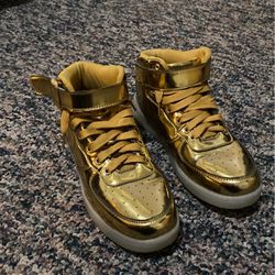 gold shoes 