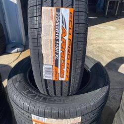 235 65 18 Brand New Set Of Tires 