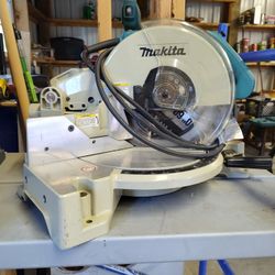 Compound Mitre Saw