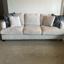 Macys Couch Less Than A Year Old 