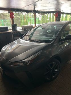 2019 Toyota Prius - 56,000 Miles- Clean Title