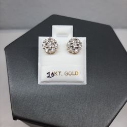 10k Gold Pair Of Diamond Earrings 