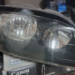 2003-2006 Lincoln LS passenger side Headlight Assembly