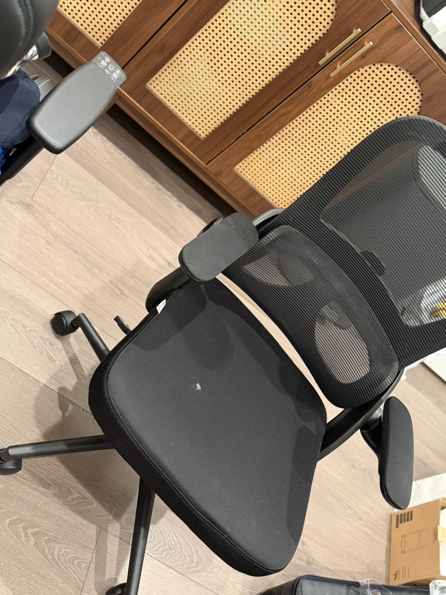 Sihoo Ergonomic Office Chair with Advanced Back and Head Support