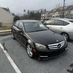 2011 Mercedes-Benz C-300