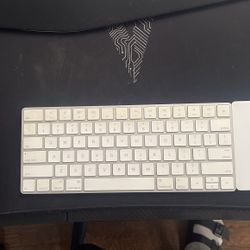 Apple keyboard + Trackpad