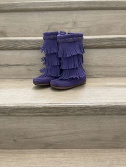 Minnetonka Toddler Size 8