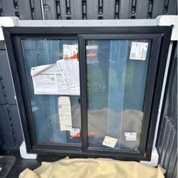 Andersen 100 Series gliding window.