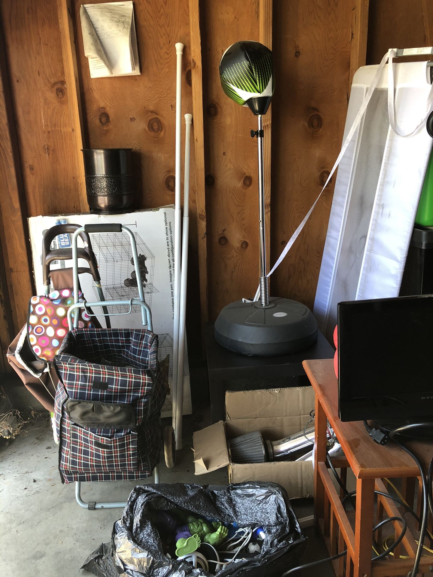 Really cheap stuff ! for Sale in Fresno, CA OfferUp