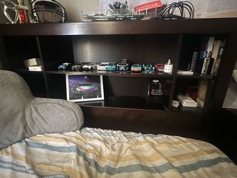 Full size bed