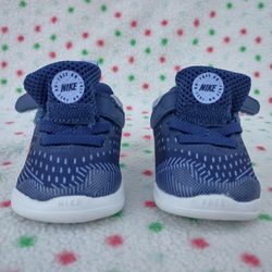 Nike Free Rn 2018 Toddlers 2c Velcro