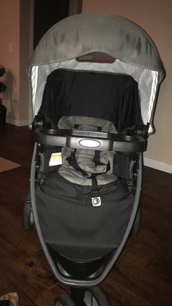 Garco Stroller Grey and black , good amount of storage in the bottom has recliner