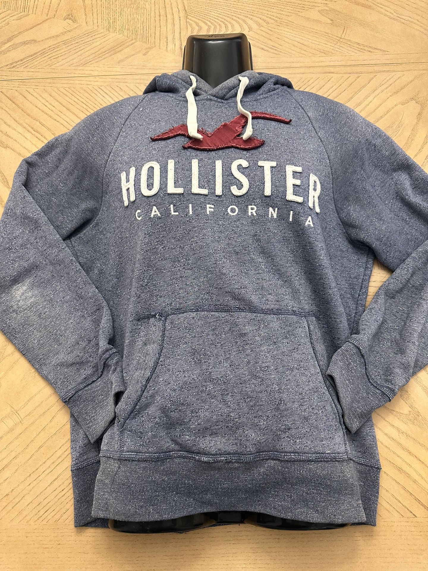 Hollister Pullover Hoodie Gray  Size small 
