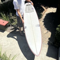Surfboard 6’2”