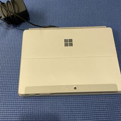 Microsoft surface 1824 128 GB