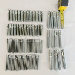 Set de 115 Tornillos de anclaje de cuña/wedge anchors para concreto