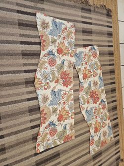 2 Sets of Curtain Valances