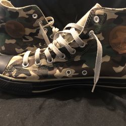 Converse - Men Size 11