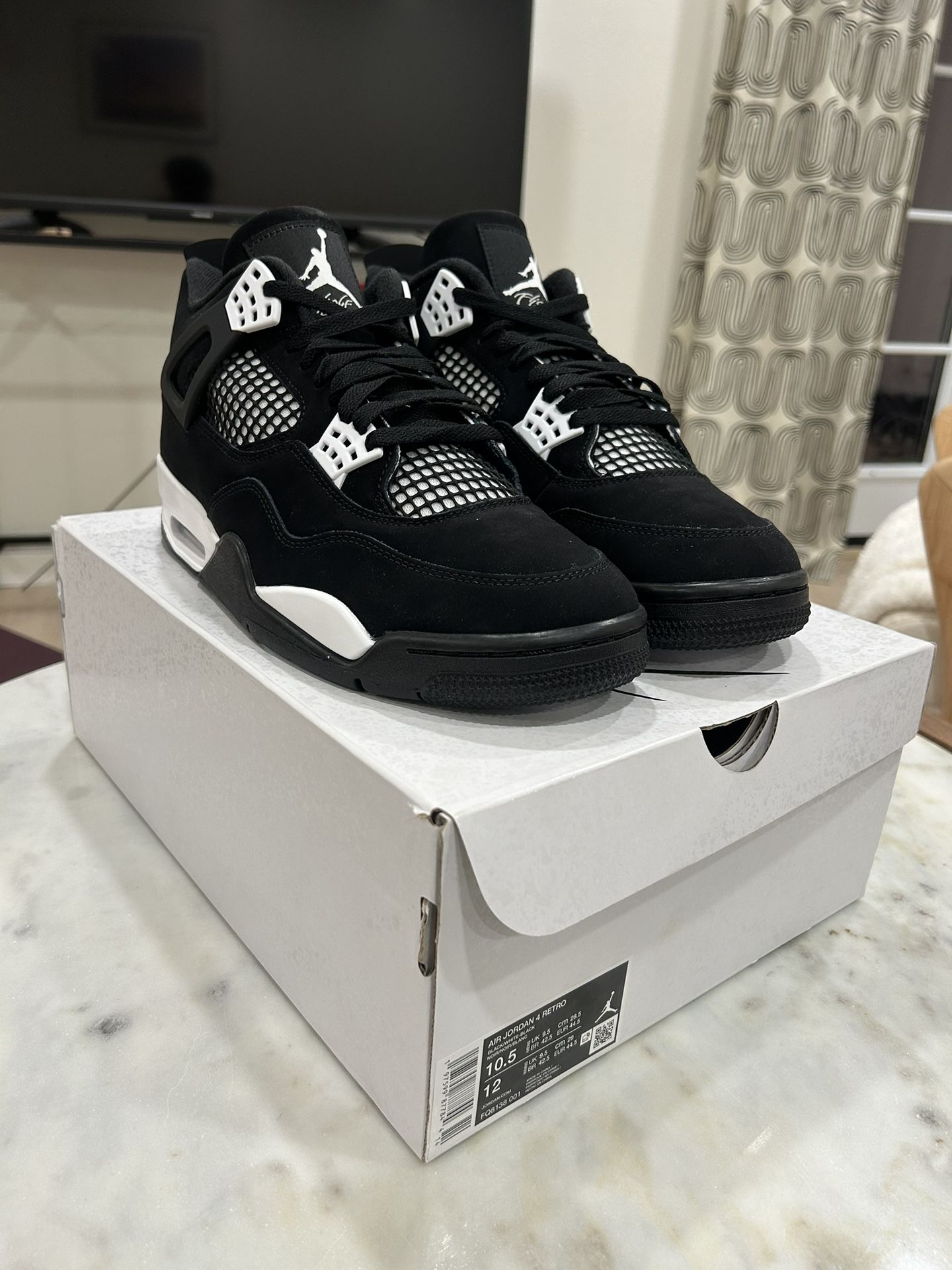 Jordan 4