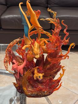 Pokemon Charizard Statue With LED lights 30cm