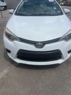 2016 TOYOTA COROLLA