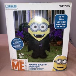 MINION INFLATABLE 