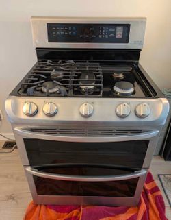 Double Oven!!** LG gas range