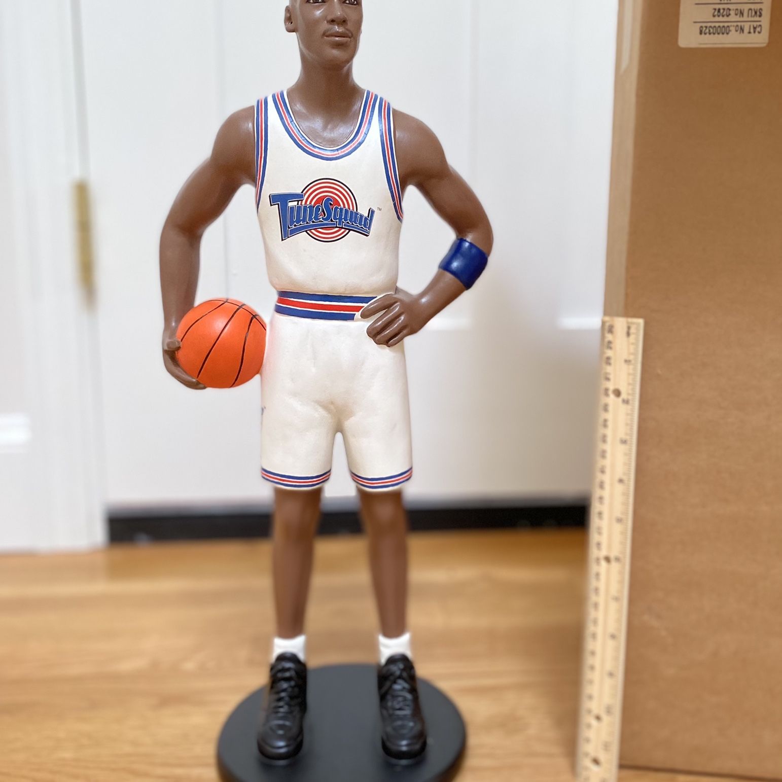 Michael Jordan Tune Squad Space Jam Statue 20” Upper deck for Sale