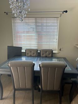 GREY DINNING TABLE SET