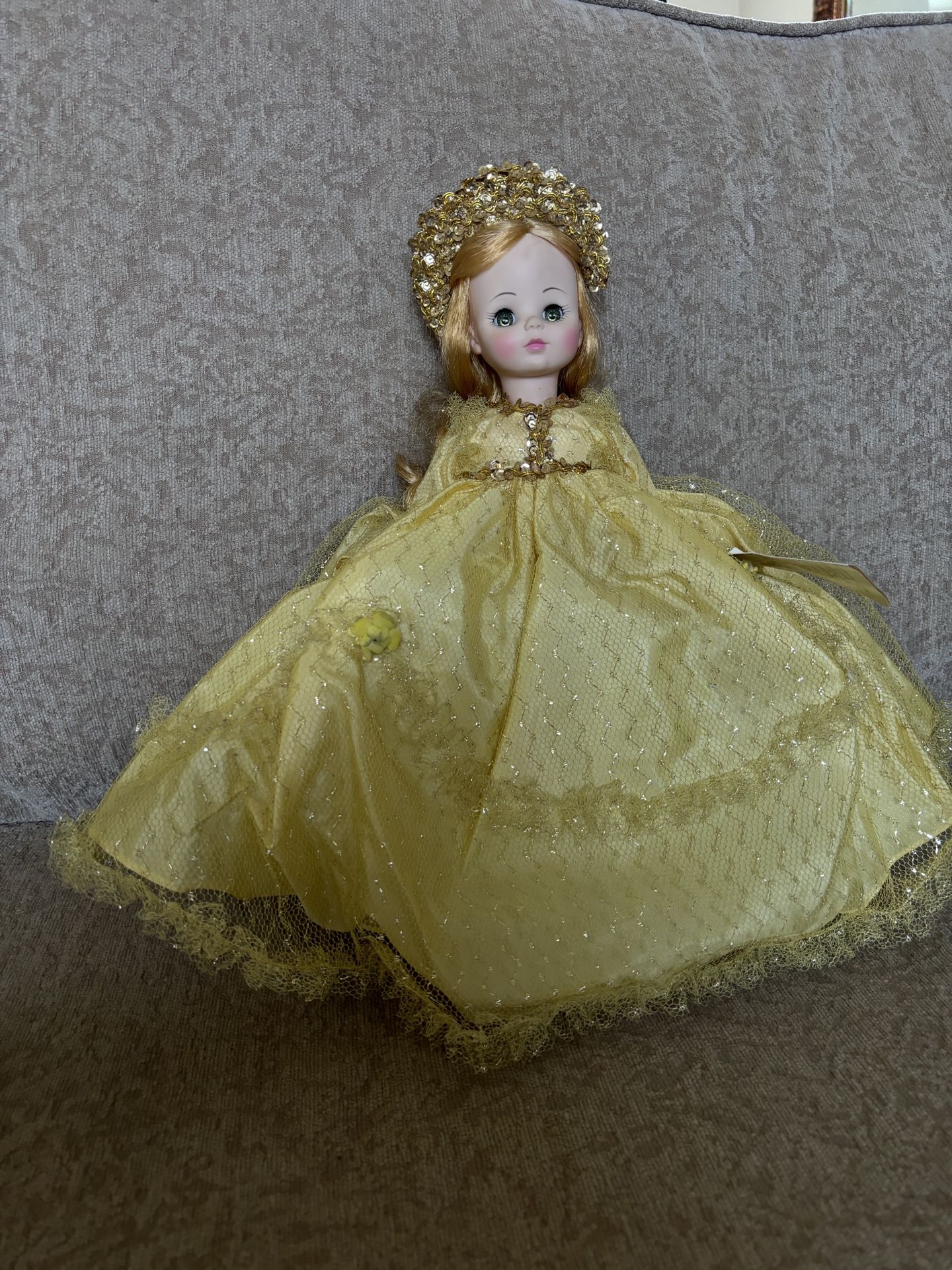 Vintage 1965 Madame Alexander Doll Sleeping Beauty