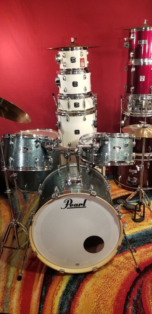 Pearl Drum Set 5pc Complete Set