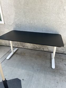 ikea bekant desk