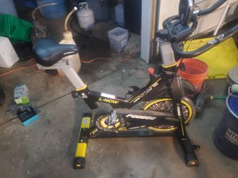 Pooboo stationary bike