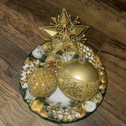 Holiday decor ALL GOLD