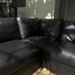 Black Semi-double Couches