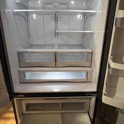 GE Refrigerator 