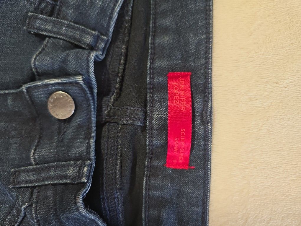 Jennifer Lopez Sculpt Super Skinny 