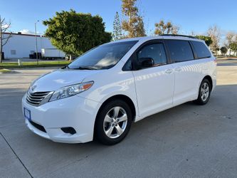 2014 Toyota Sienna