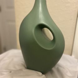 Clay green  Ceramic Pinchers