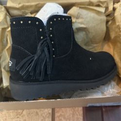 Ugg Little Girls Size 13 Boots Brand New