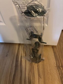 New Bird Feeder - Hanging Seed Feeder for Outside - Brand New
