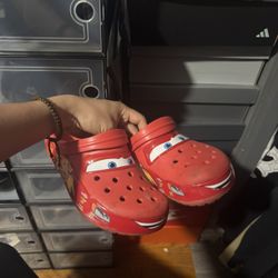 Lightning McQueen Crocs