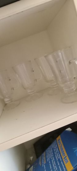 4 drinking Glasses