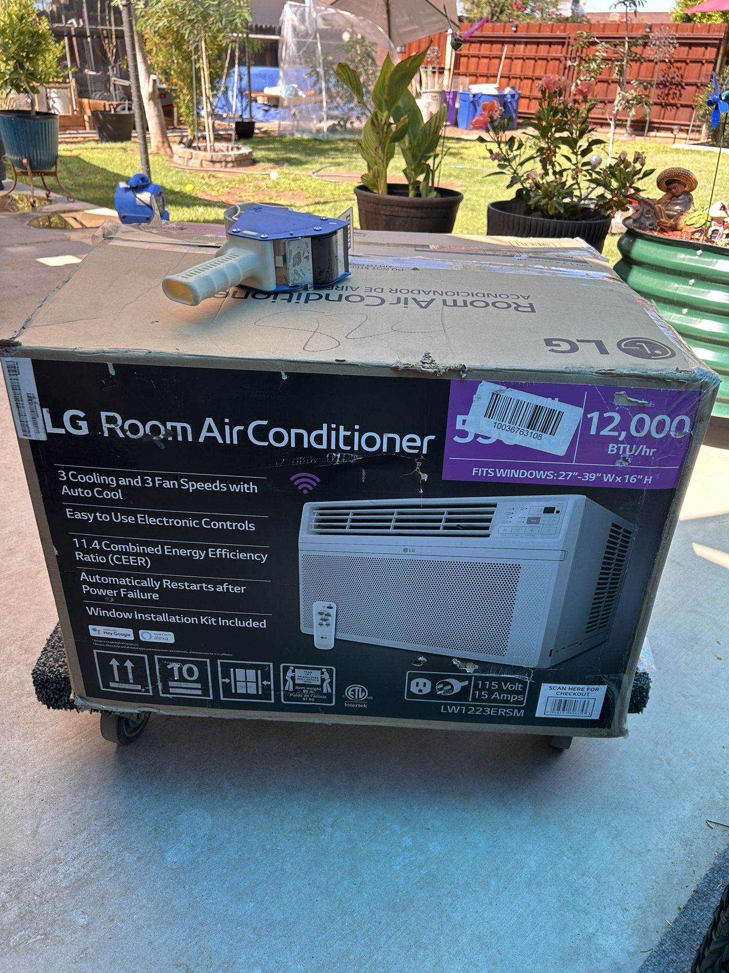 New Window Air Conditioner Cools 550sq-ft By LG
