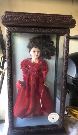 Camellia Garden porcelain doll